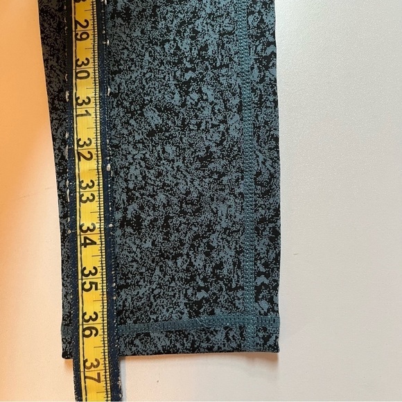 Blue Black Textures Ankle Length Athletic Workout Leggings with pockets Large - Picture 5 of 6